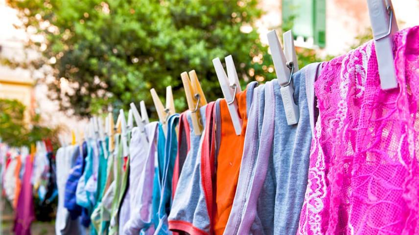 How to reuse old clothes by reviving fabrics