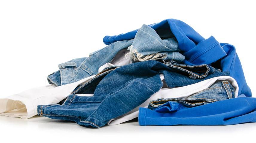 wash jeans with dark clothes