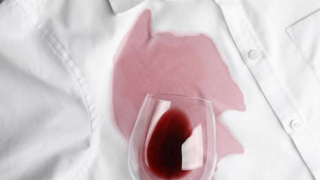 How to remove red wine stains from shirts
