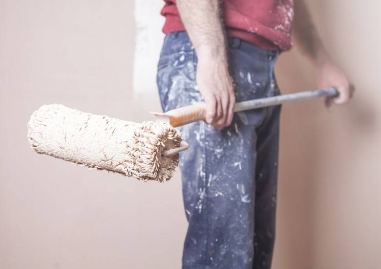 A step-by-step guide on how to get paint out of clothes
