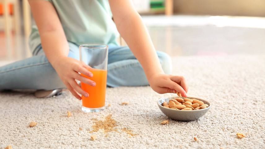 How to Remove Wine Stains  from Carpets & Upholstery