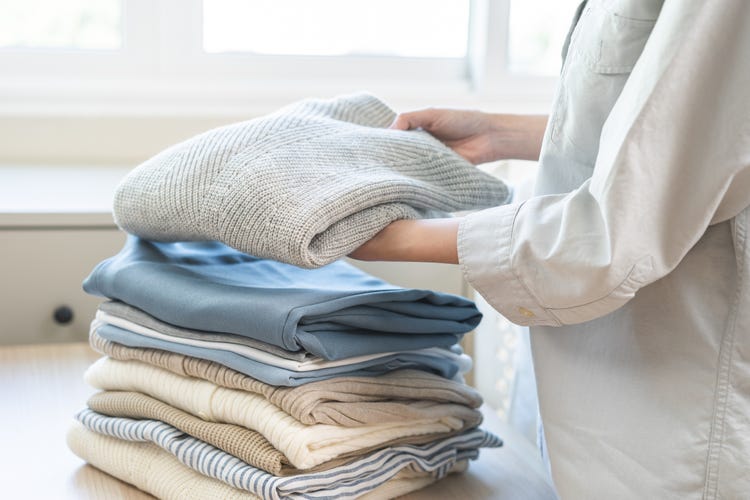 Cleaning vegetable marks from clothing