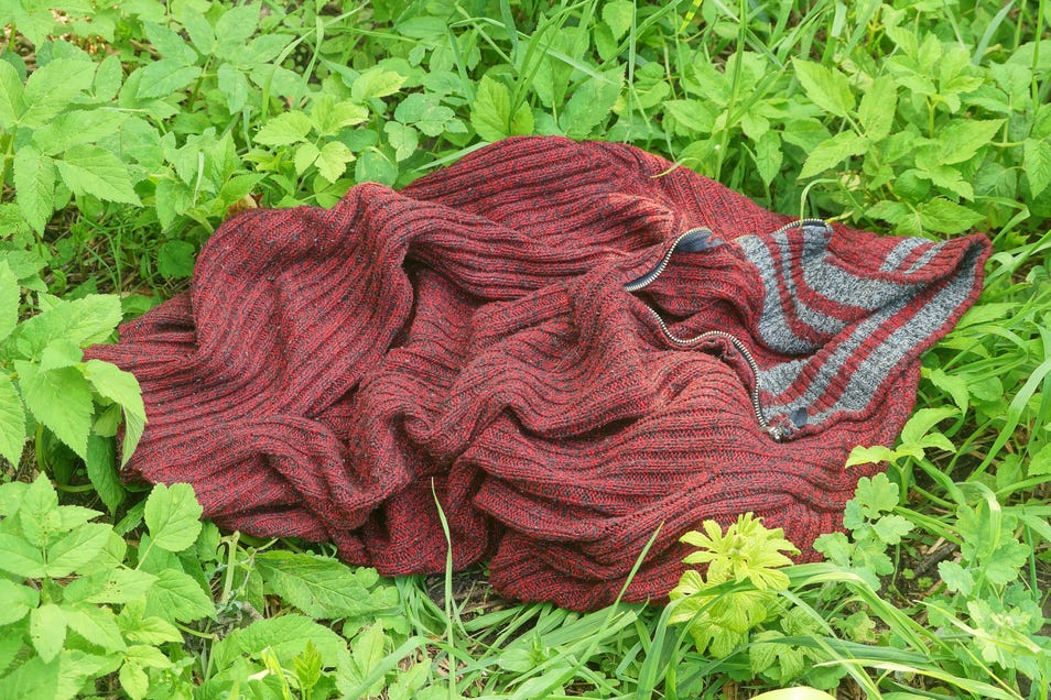 remove grass stains from wool