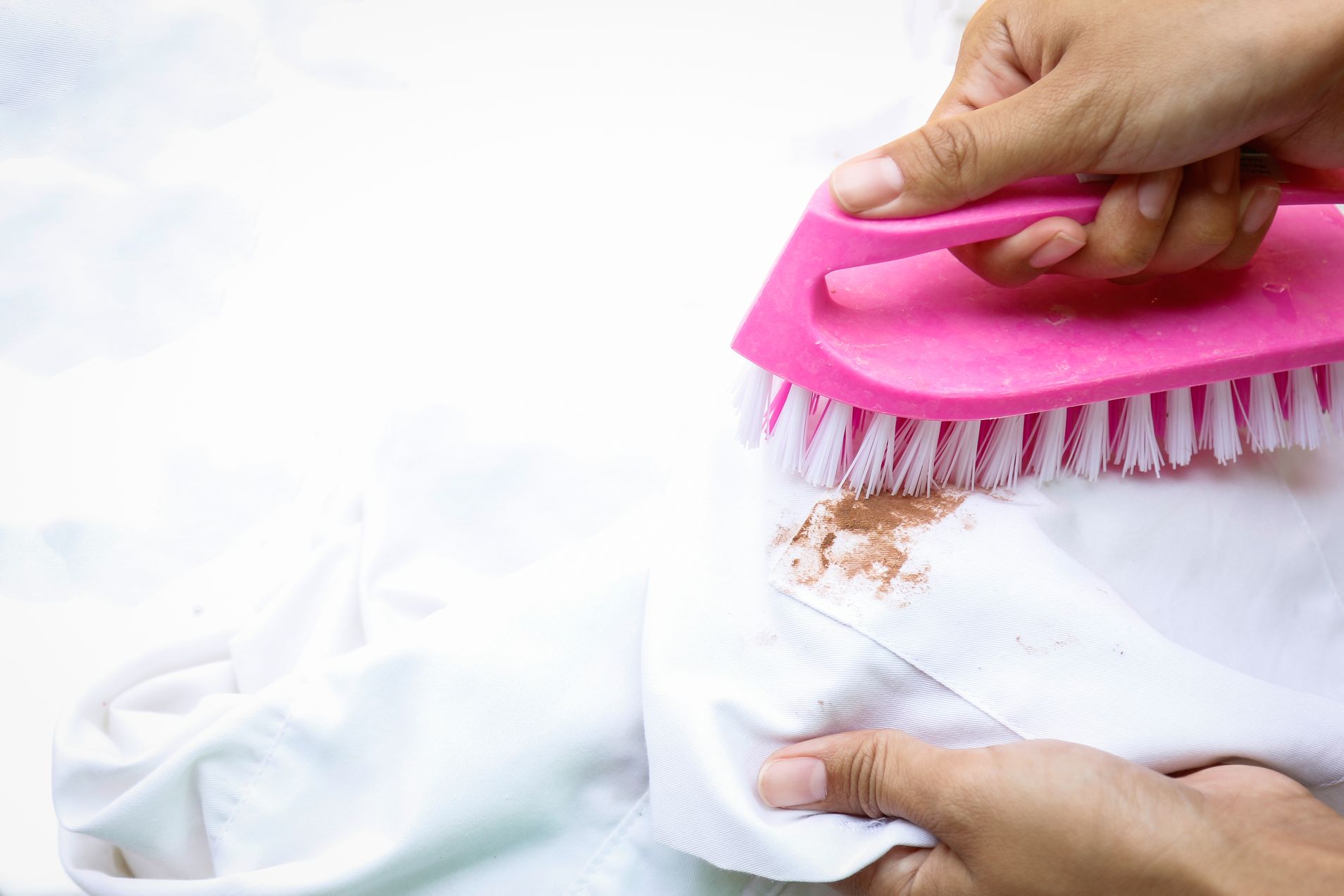 How to Remove Toothpaste Stains from Clothes in No Time | Vanish IN