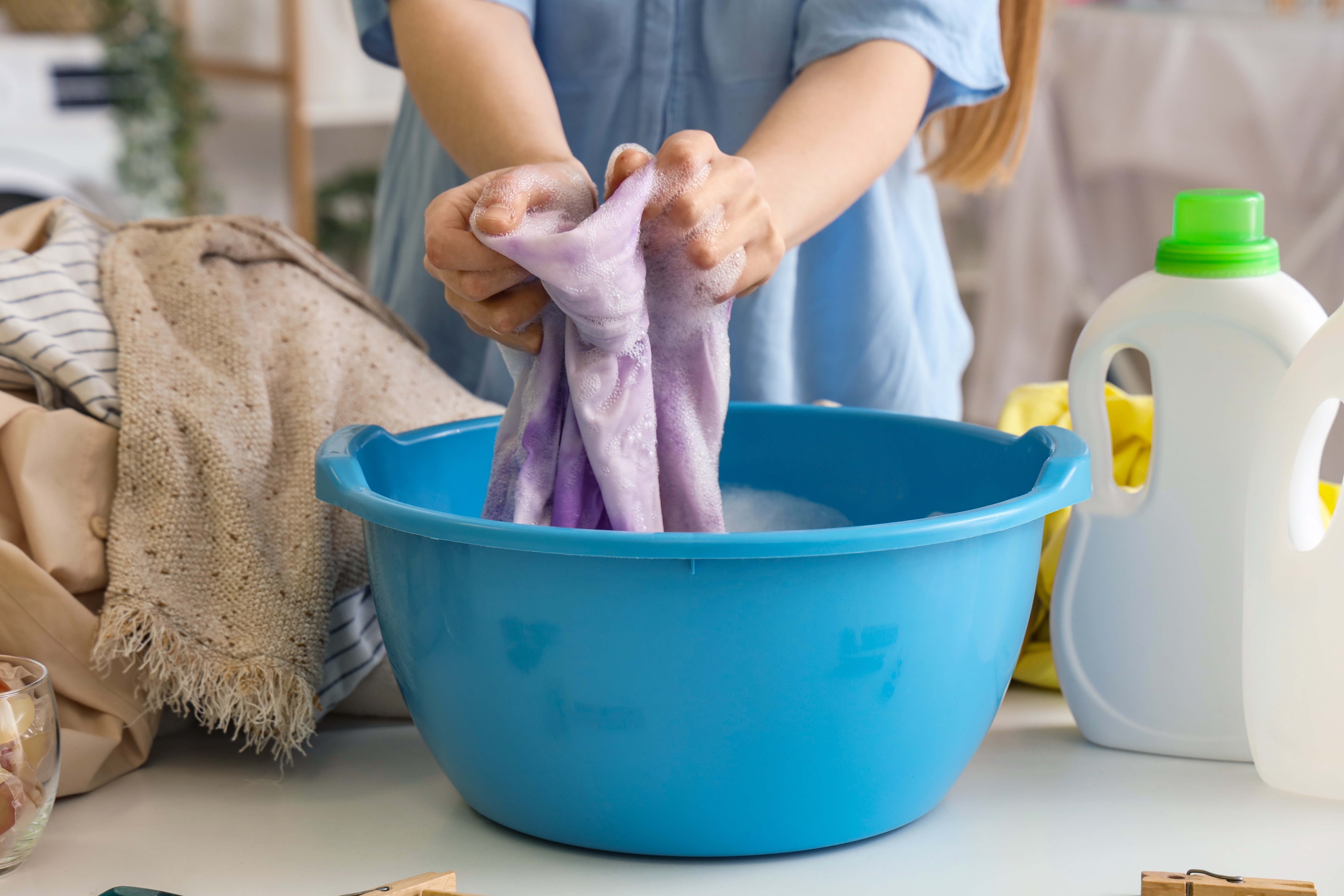 Remove Candle Wax from Clothes with vanish