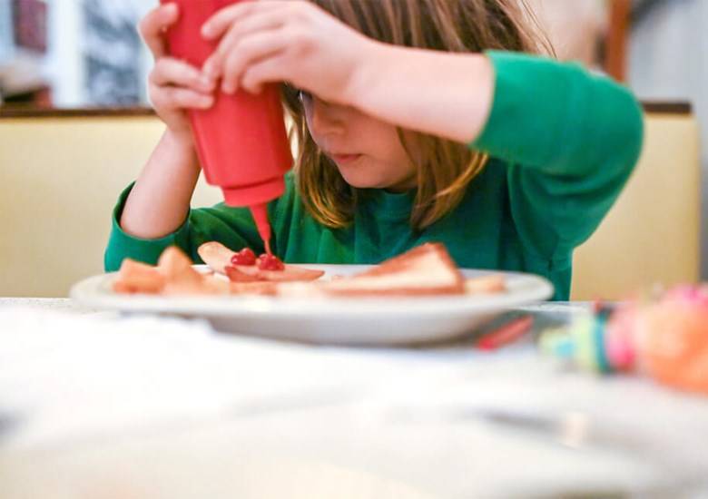 Come pulire le macchie da ristoranti e fast food