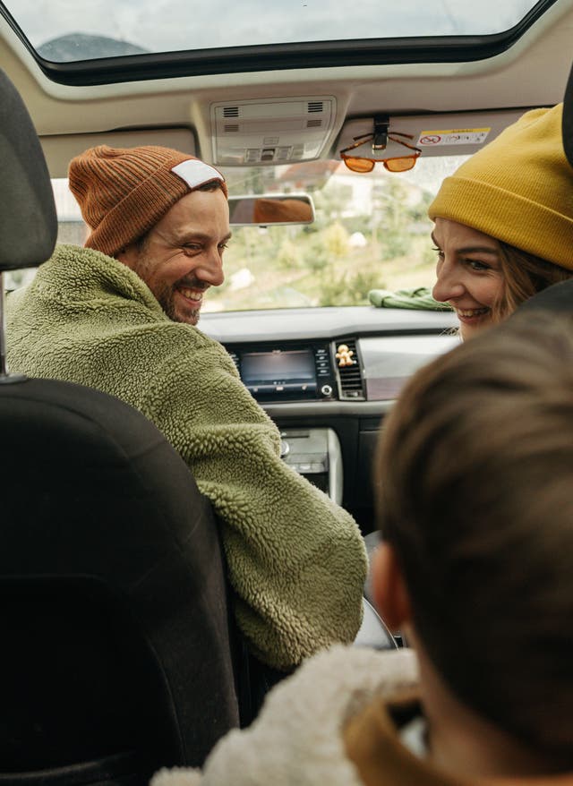 Eigene Anreise Familie im Auto