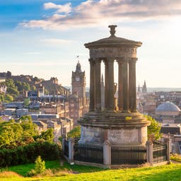 Urlaub in Edinburgh