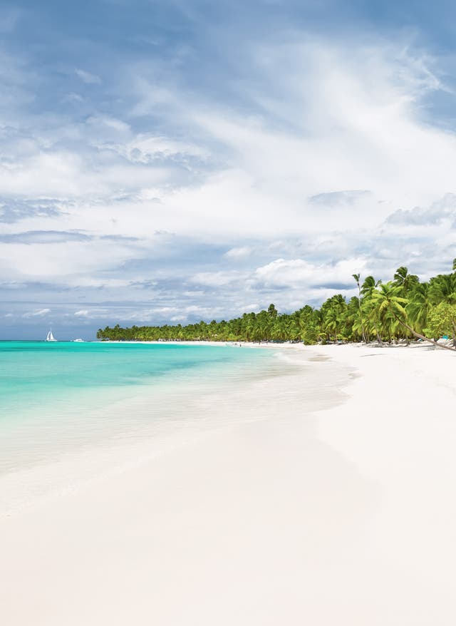 Zu den Angeboten Cayo Levantado Strand in der Dom Rep