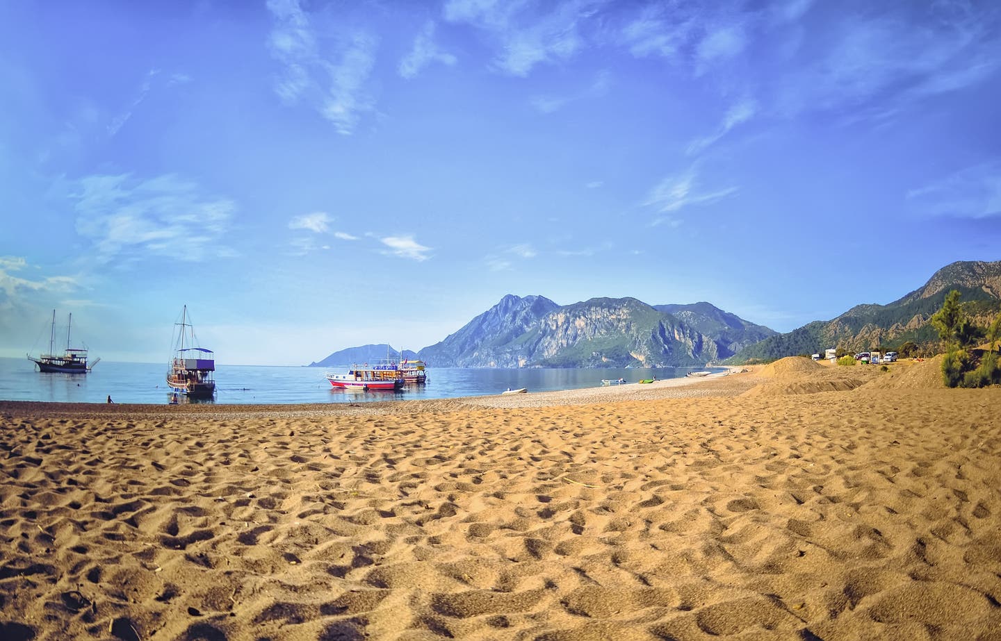 Panoramablick auf den Olympos Strand