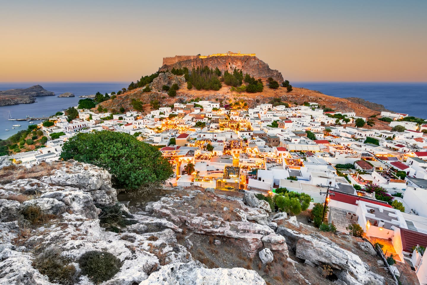 Lindos mit der Akropolis