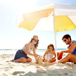 strandurlaub-mit-kind-g-510999771.jpg