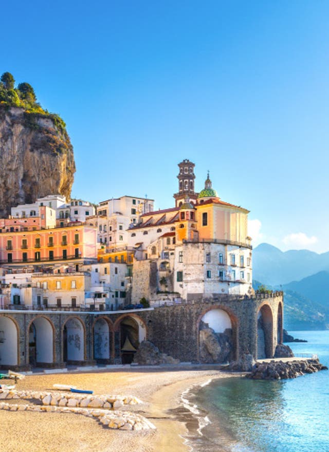 Zu den Angeboten Stadtbild Amalfi