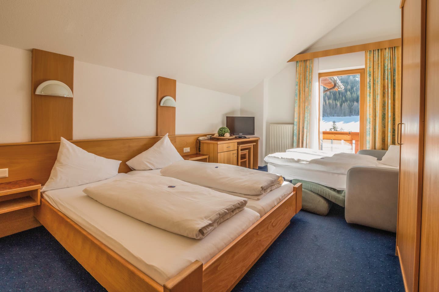 Wohnbeispiel Familienzimmer Talblick
