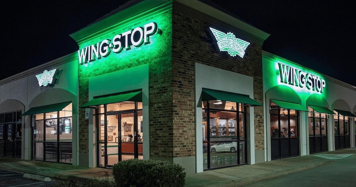 Wingstop tests a new kitchen operating platform
