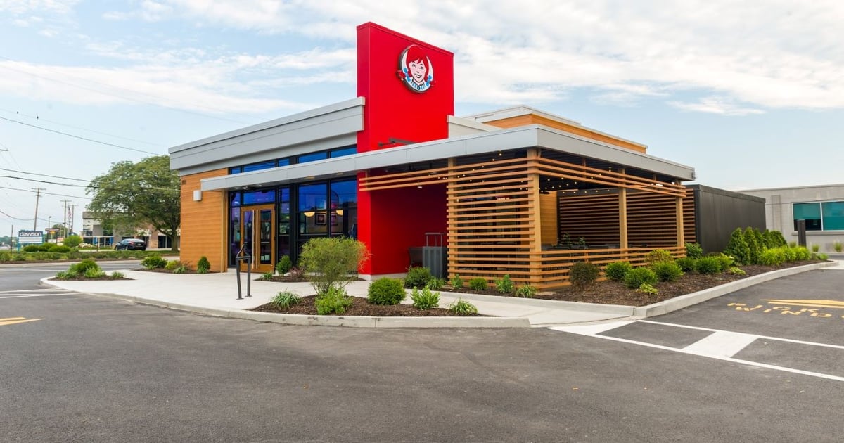 Wendy’s to close hundreds of U.S. restaurants