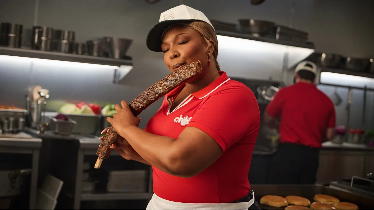 FoodWireDaily — Chili's teams up with Lizzo for new Baby Back Ribs jingle