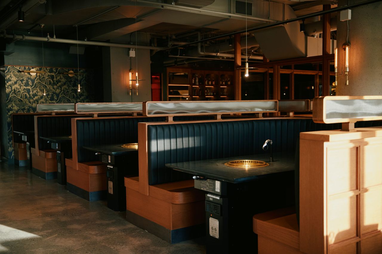 Lalaon is serving Korean barbecue and seafood on 10,000 square feet of Brooklyn waterfront