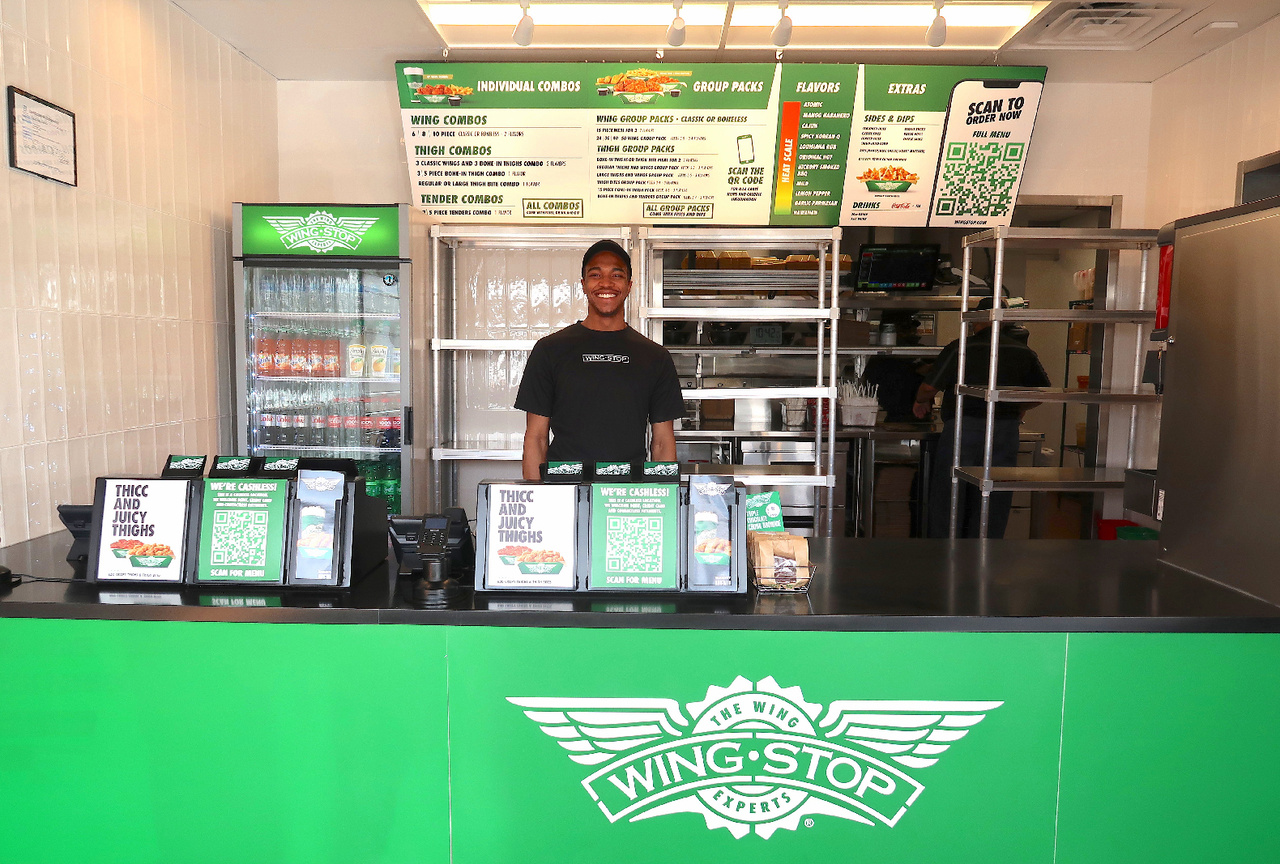 Wingstop creates digital-only, cashless storefront unit