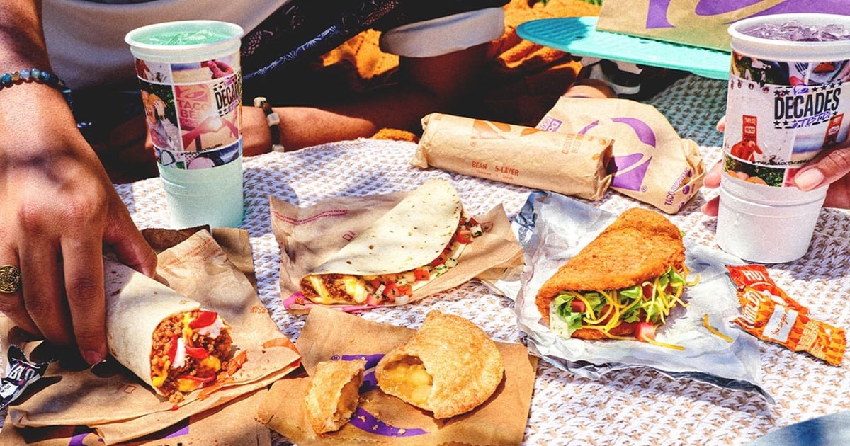 Das neueste Decades-Menü von Taco Bell ist von der Nostalgie des Jahres ...