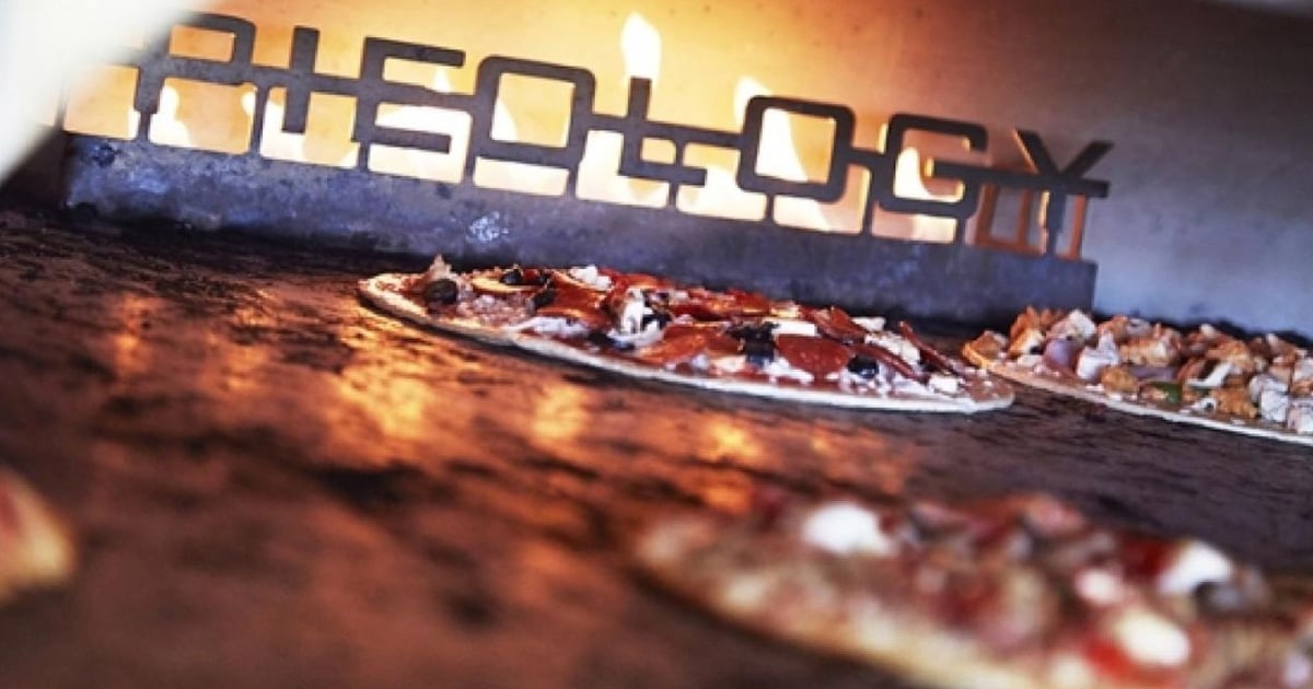 The fast-casual pizza category struggles continue