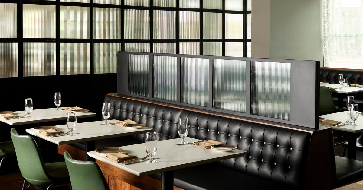Create the perfect restaurant atmosphere with music