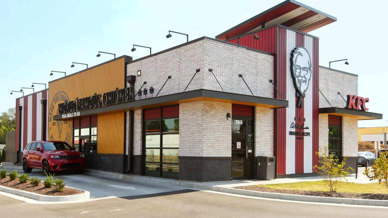 KFC U.S. switches from Pepsi to Coke