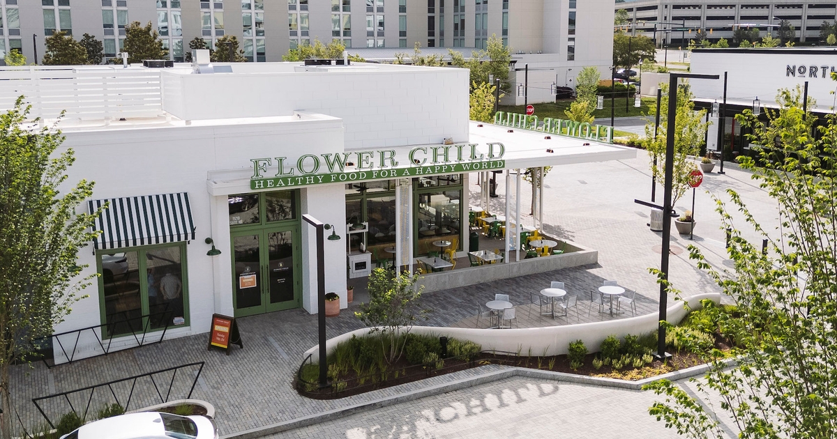 Cheesecake Factory weist auf Stärke der Marke Flower Child hin