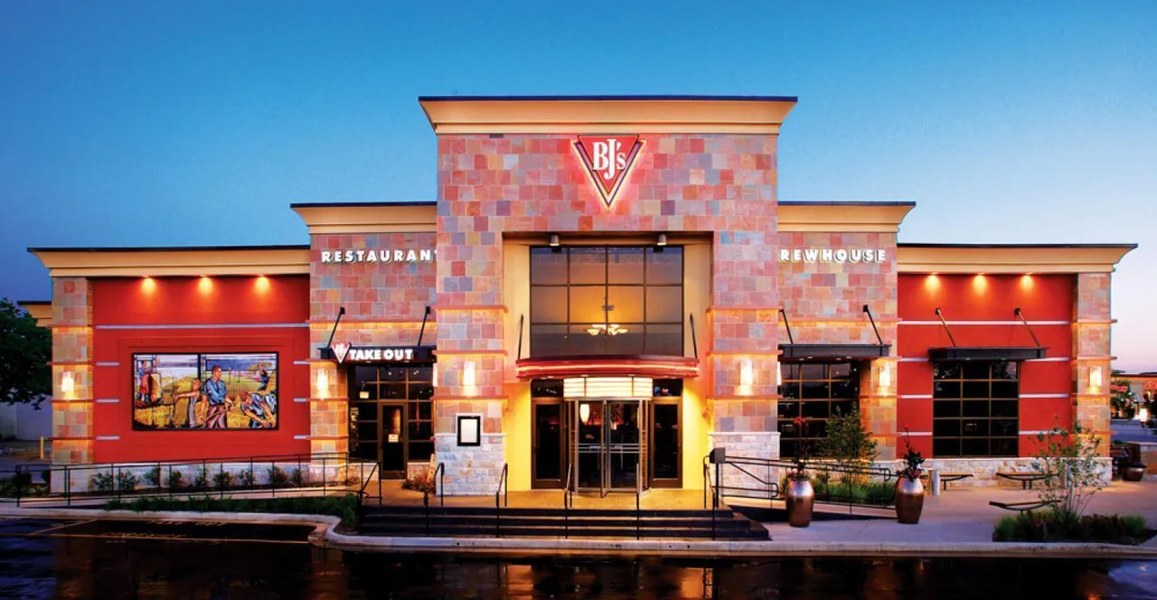 BJ's Restaurants storefront BJ's Restaurants storefront