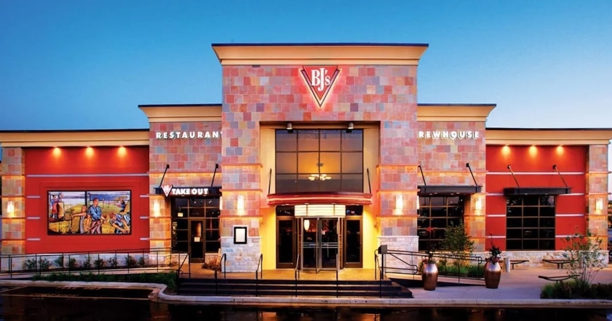 BJ’s restaurants, El Pollo Loco, delivery robots