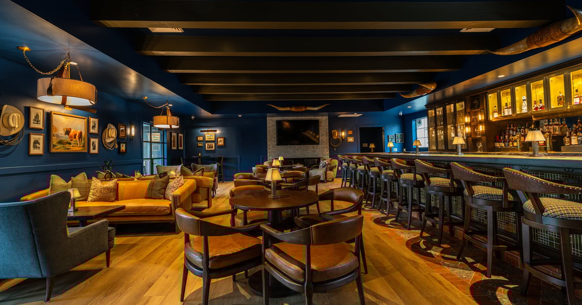 Charlie Palmer opens Cattlemen’s Bar in Paso Robles, Calif.