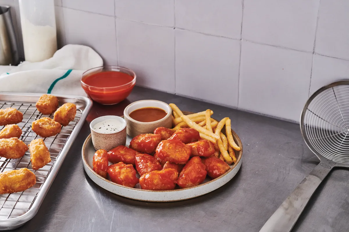 Sauceable_Nugget_Prep_23062_144145-1200x800-fb5702f.jpg