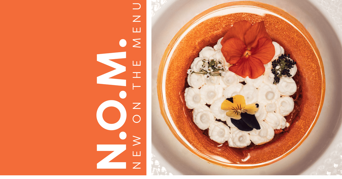 NOM: Saisonales Tomaten-Chaat und mit Krabben gefüllte Kürbisblüten