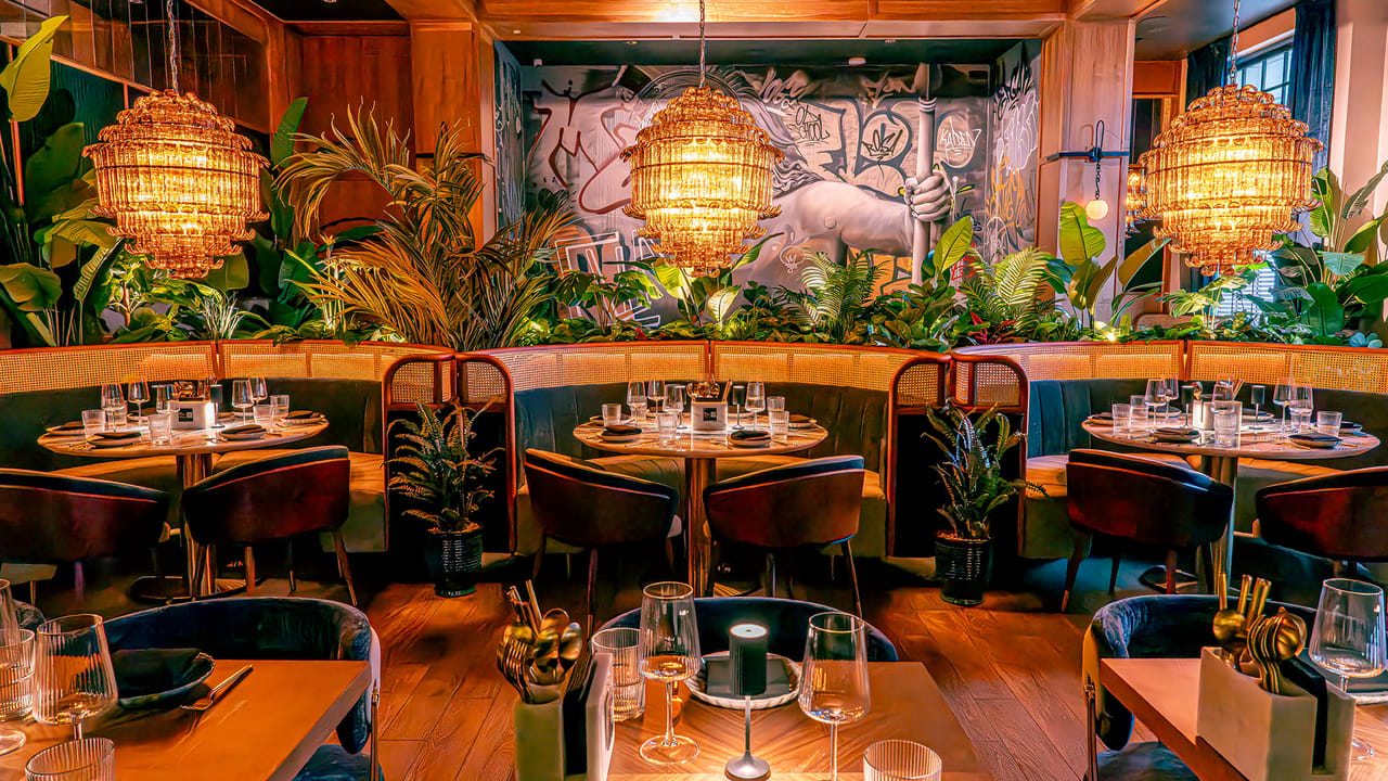 FoodWireDaily — AI, Gen Alpha, and more global restaurant trends to watch according to one expert