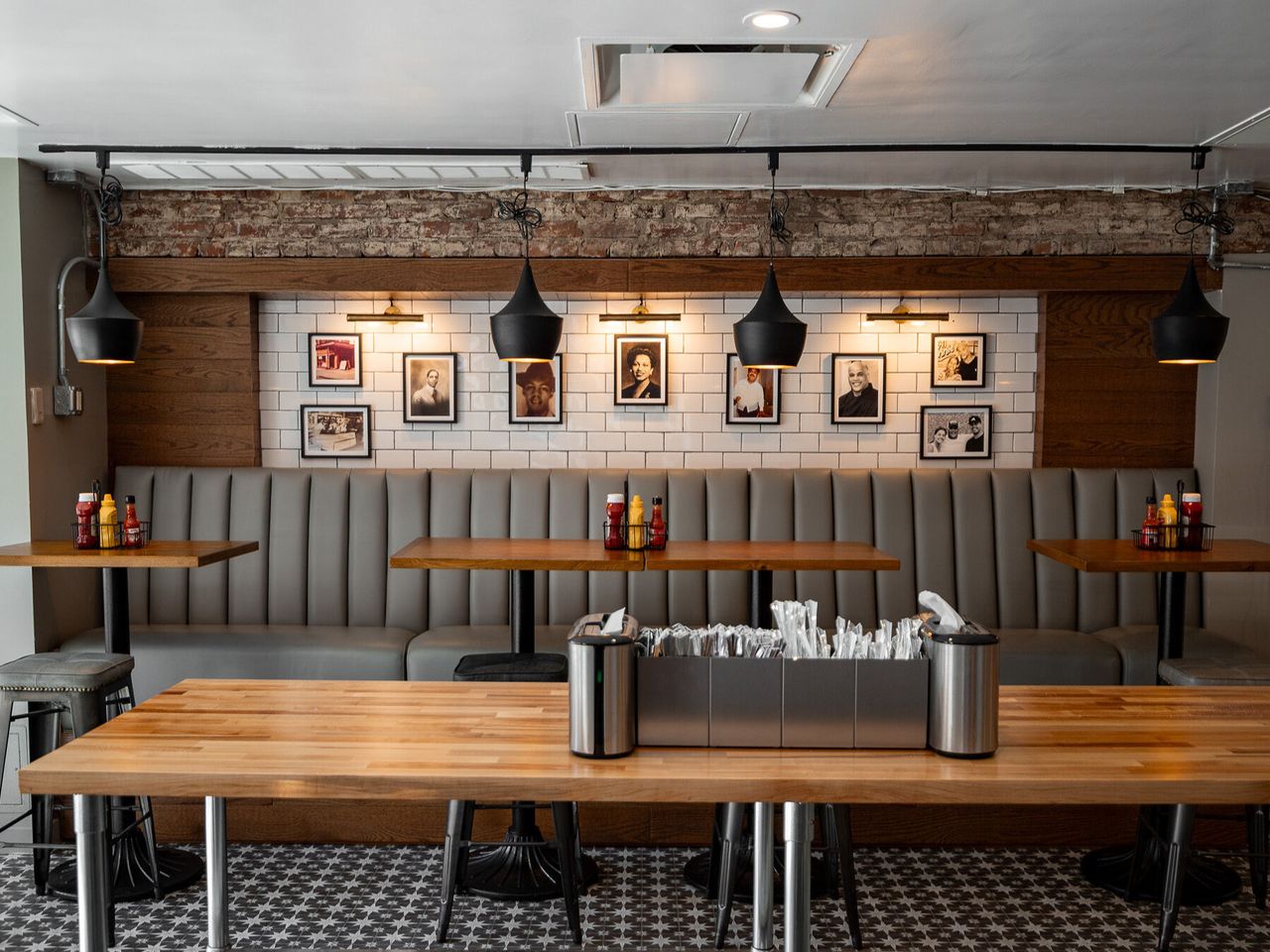 Stack Permutations Fat Ronnie’s Burger Bar opens in New York City