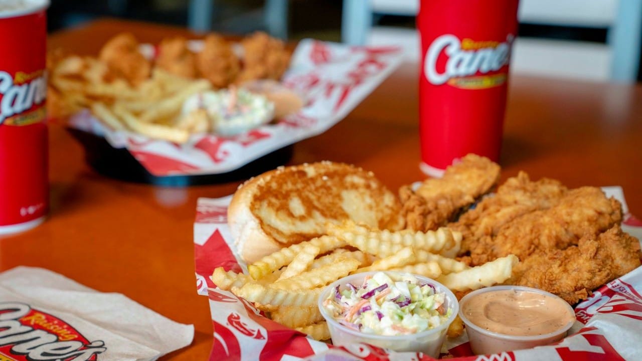 Raising Cane’s plans another flagship restaurant in Los Angeles