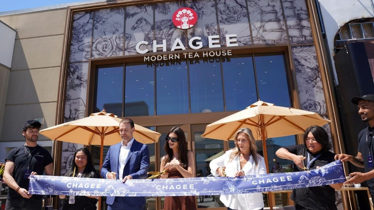 FoodWireDaily — Chagee, Red Lobster, the economy