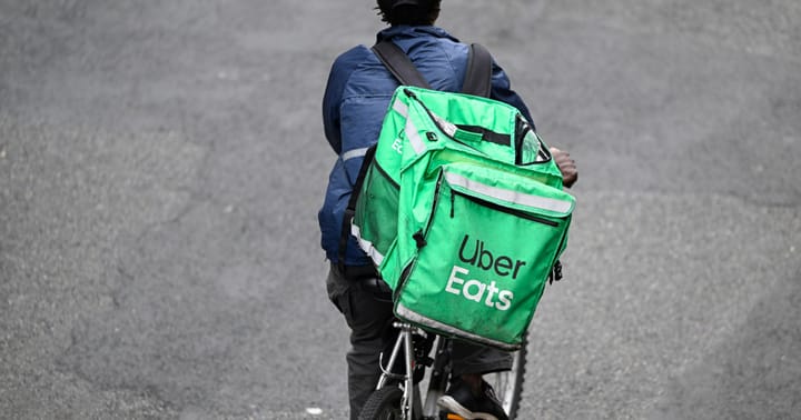 FoodWireDaily — Uber Eats is sued over priority delivery fees