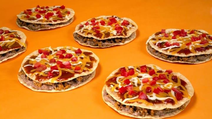 FoodWireDaily — Taco Bell’s latest plan to win back customers: $1 Mexican Pizzas