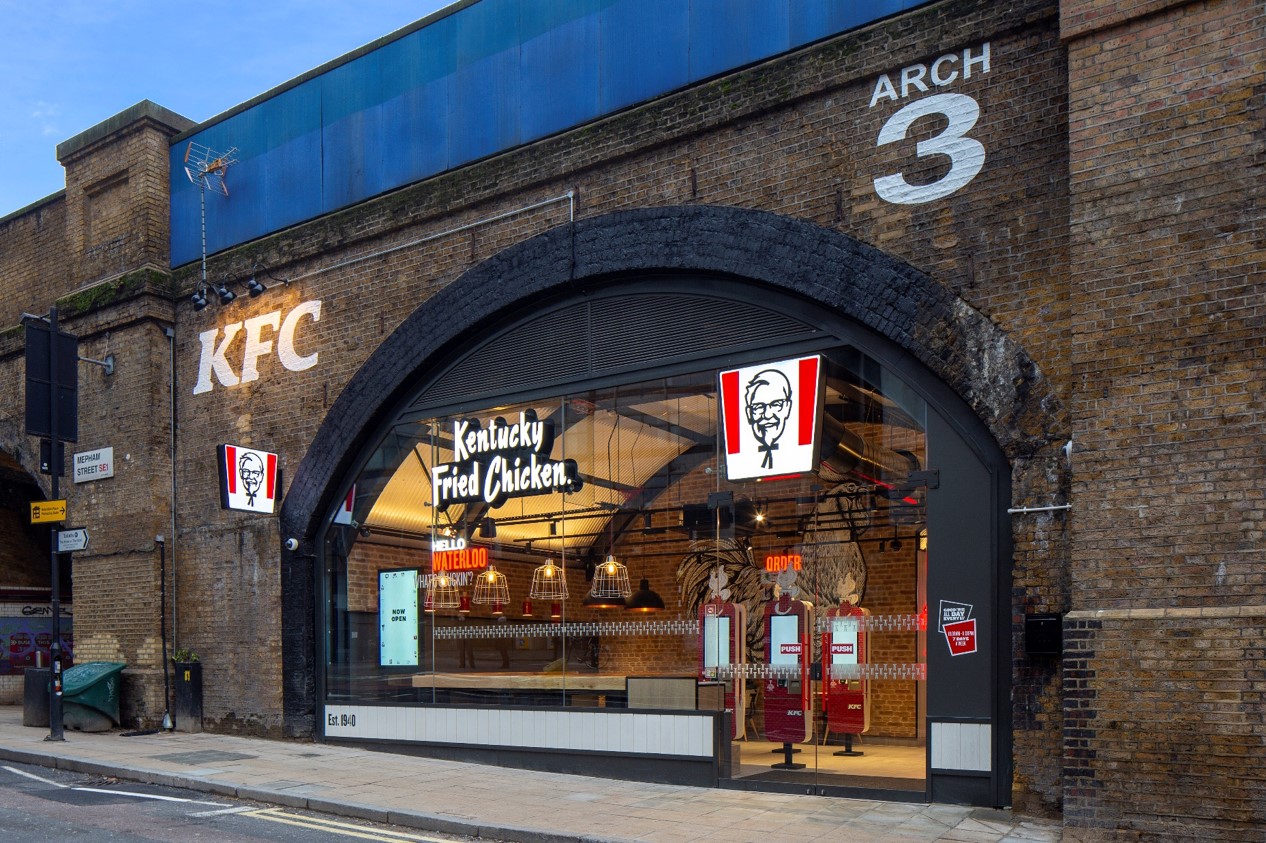 More American restaurants go international