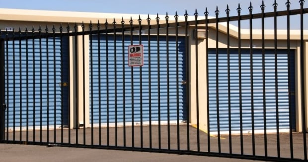 Choosing Your Self-Storage Facility Gate: Types, Pros and Cons