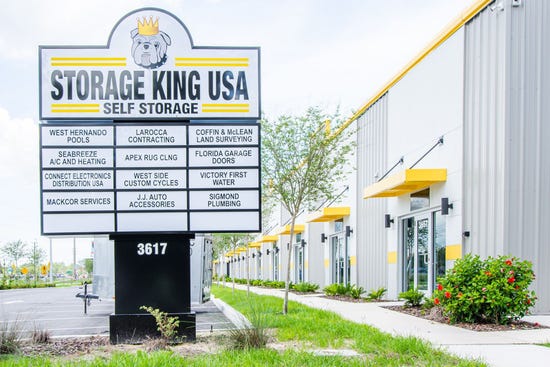 Storage King Spring Hill FL_Flex Space Signage.jpg
