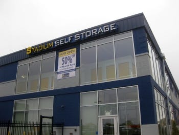 Stadium Self Storage in Milwaukee