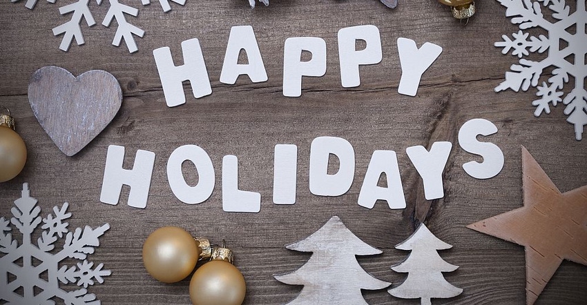 Happy-Holidays-Decor.jpg