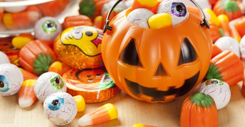 Self-Storage Talk Featured Thread: Organizing a Community ‘Trunk-or-Treat’ Halloween Event