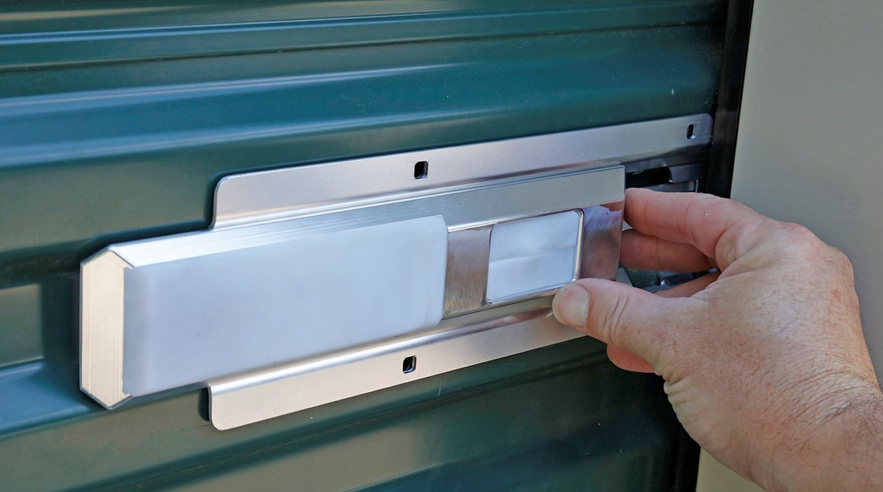 The Great Transition: Embracing Smart-Lock Technology in Self-Storage