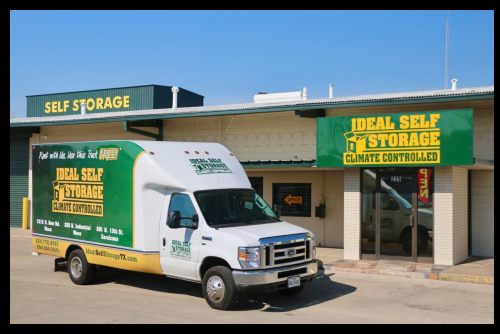 Ideal_Self_Storage_-_On_The_Move_WEB.png