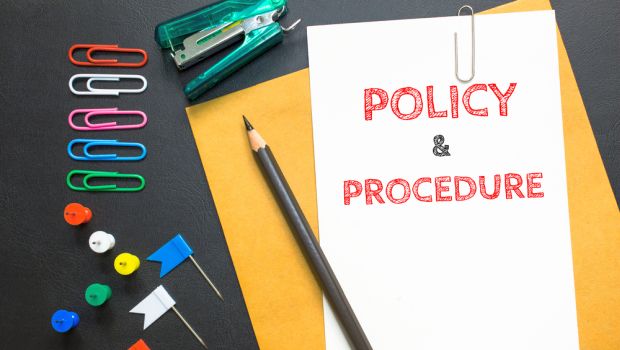 A Self-Storage Owner's Guide to Creating a Policies and Procedures Manual