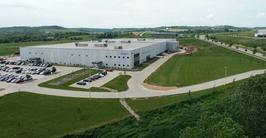 Simmons Pet Food Debuts $100M Manufacturing Plant