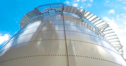 CST Adds Jackable Flat Panel Tank